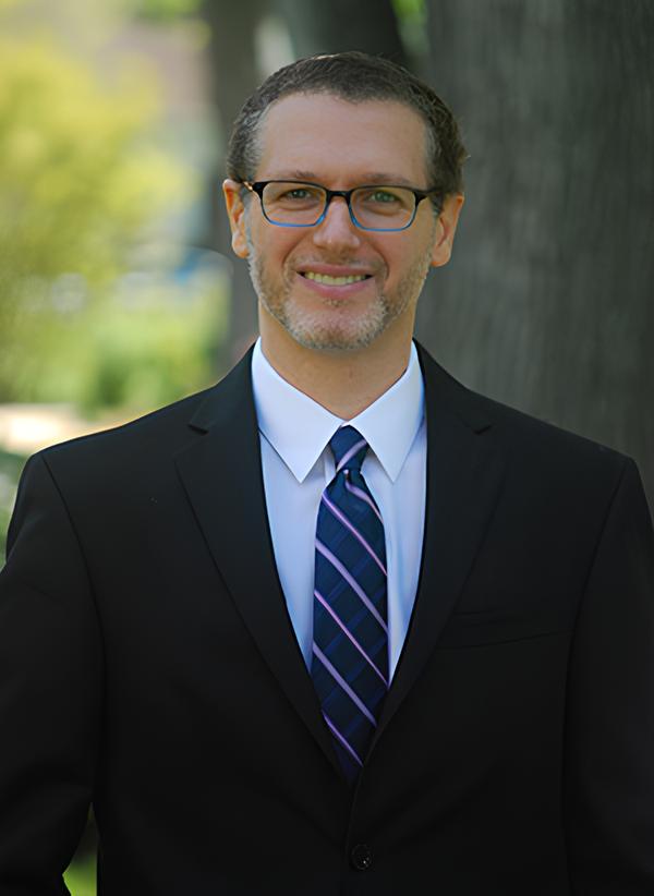 Dr. Edward Gelber, M.D.